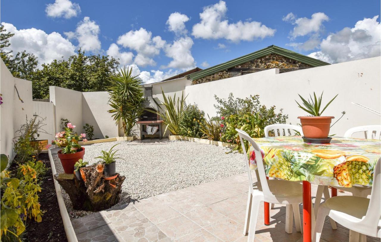 2 Bedroom Lovely Home In St Avaugourd Des Lande Saint-Avaugourd-des-Landes 外观 照片